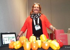 Dawn Gray from Oppy shows the Fair trade Sunselect peppers.