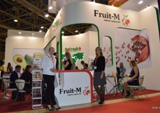 Fruit-M, Laura Slektavicinte and Svetlana Beskaya.