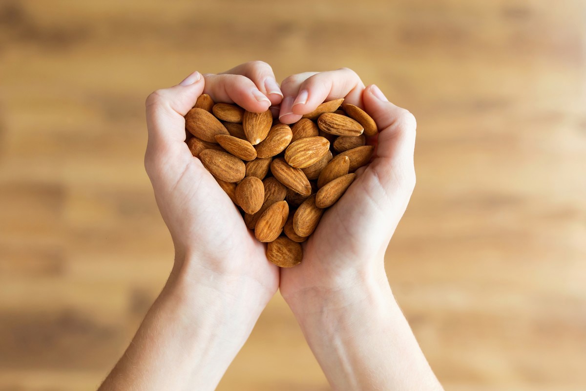 New Research Claims: Eating Almonds Can Aid In Post-exercise Recovery