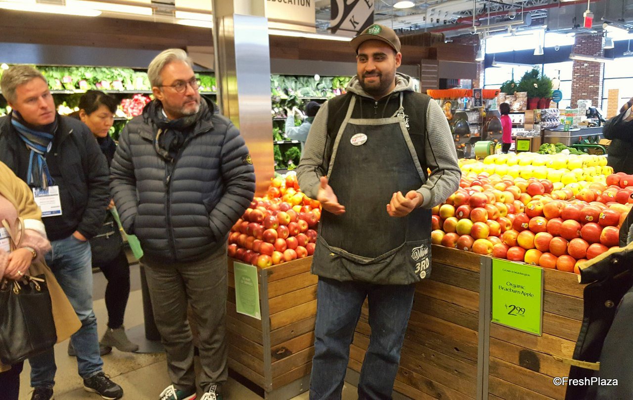 whole foods produce manager